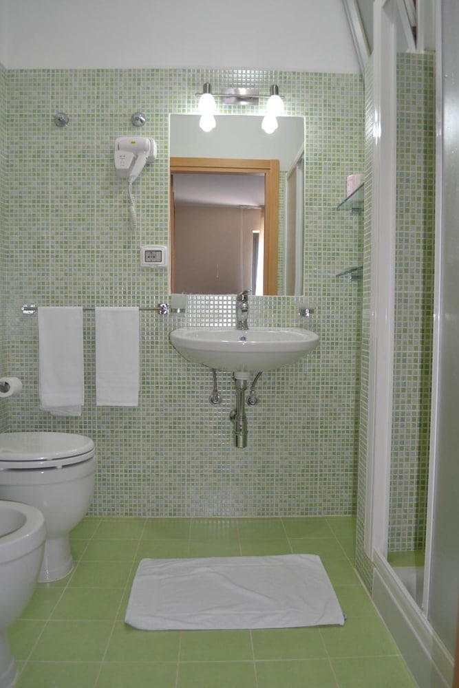 

Milano - Marzamemi - Hotel Jonic