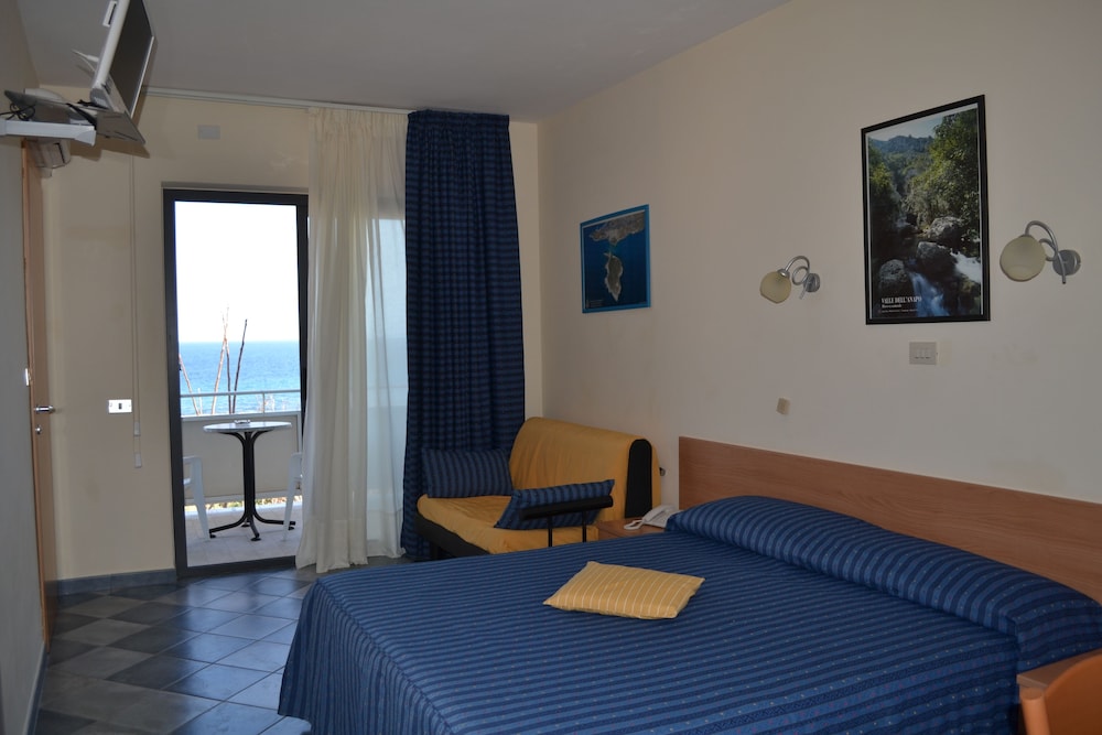 

Roma - Portopalo di Capo Passero - Hotel Jonic