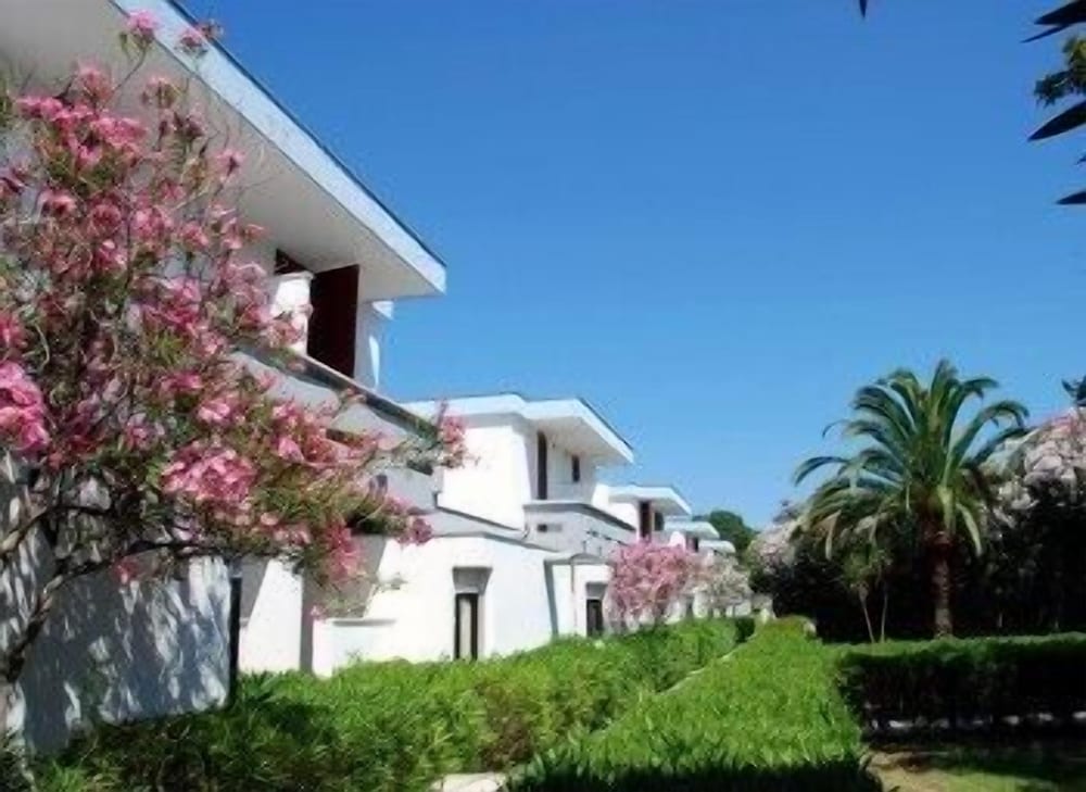 

Bologna - Marina di Sibari - Nicolaus Club Bagamoyo Resort