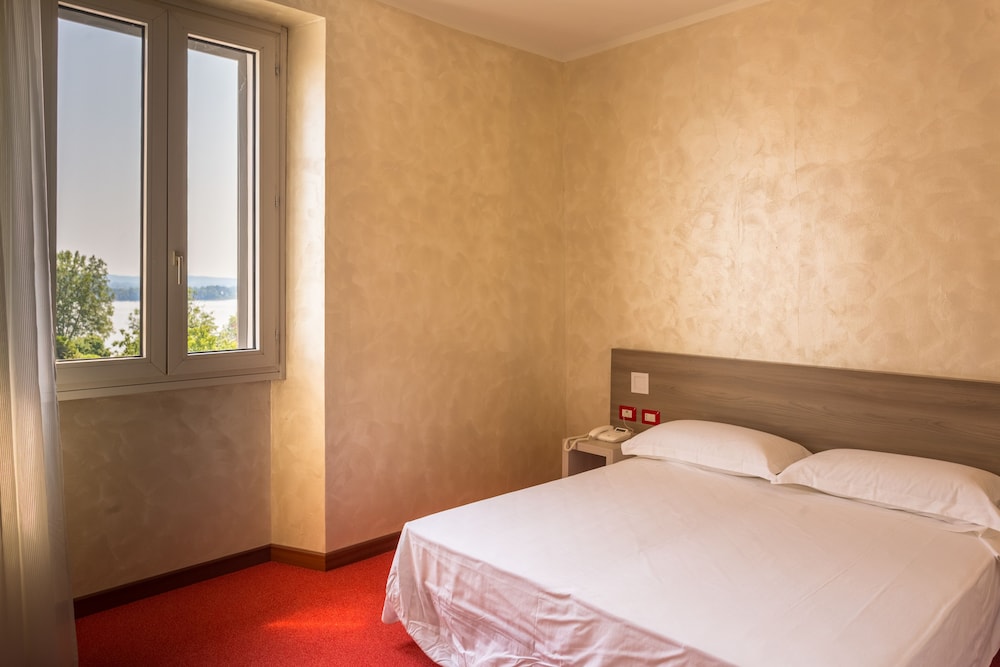 

Roma - Arona - Hotel italia dormelletto