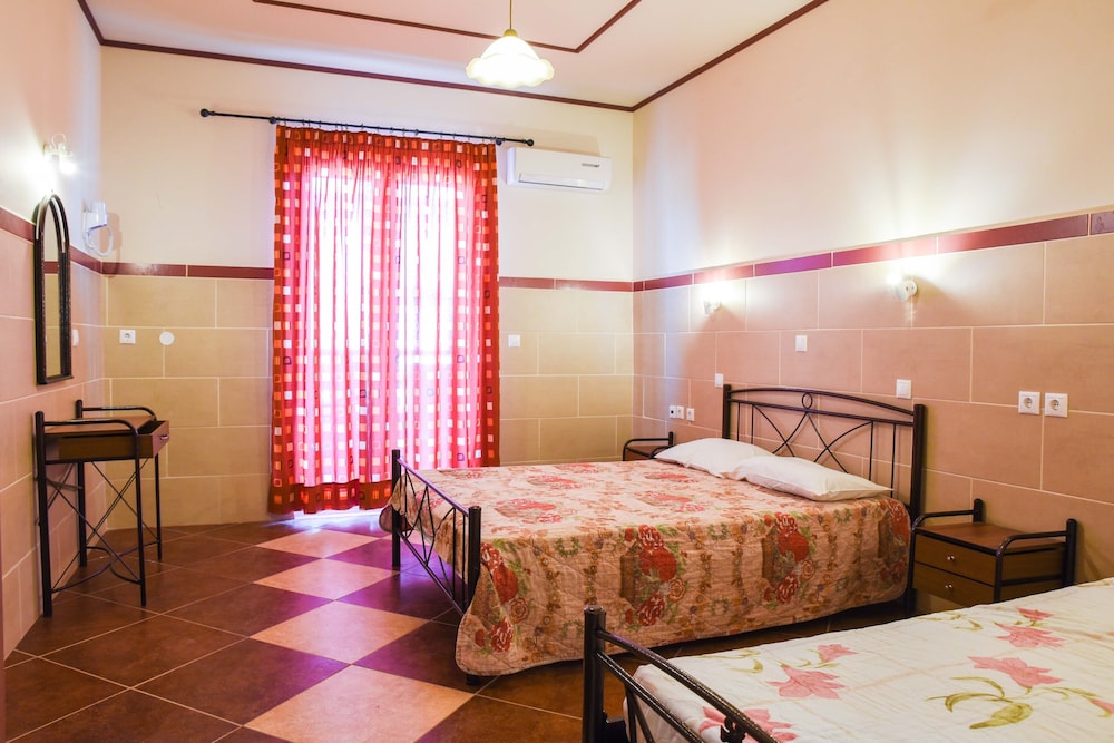 

Napoli - Kéfalos - Chrysoula Hotel