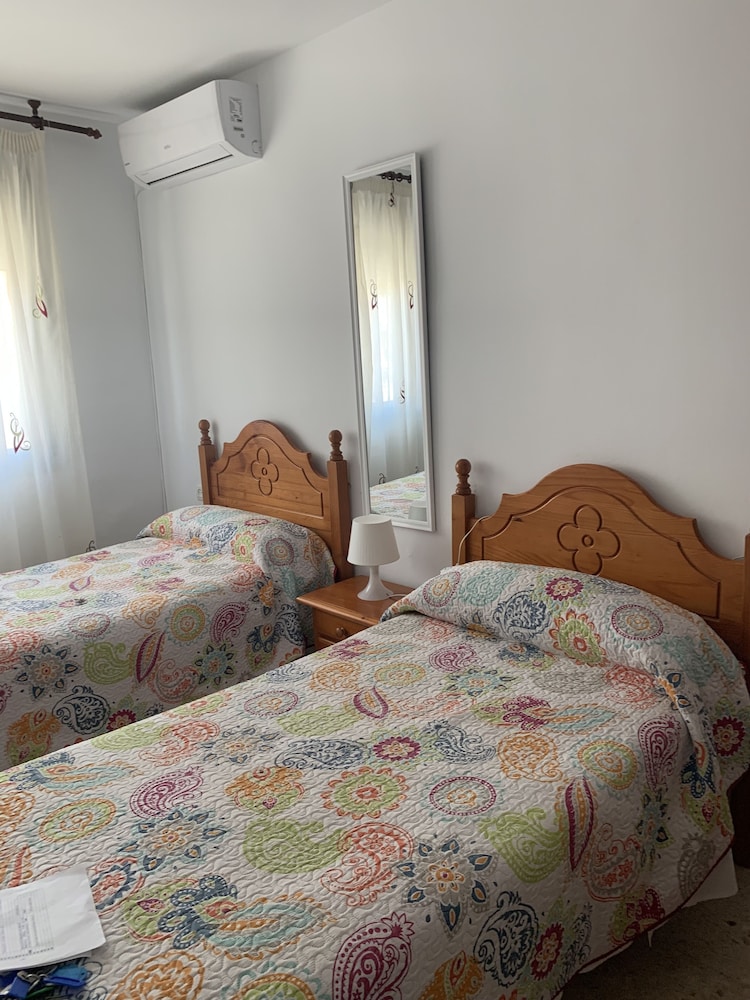 

Roma - Torre del Mar - Hostal Mediterraneo