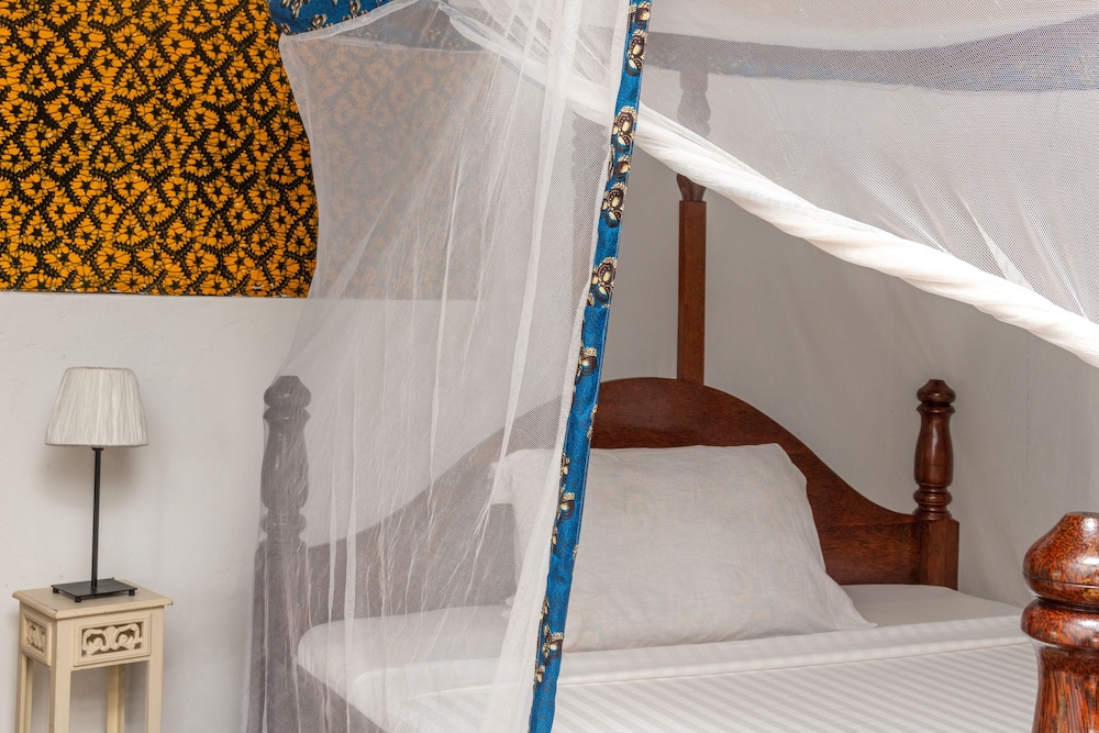 

Lamezia Terme - Kendwa - Zanzi Rest bungalows