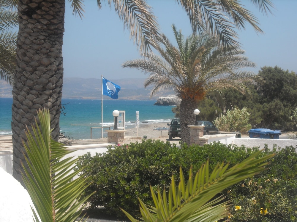 

Milano - Sitia - Petras Beach