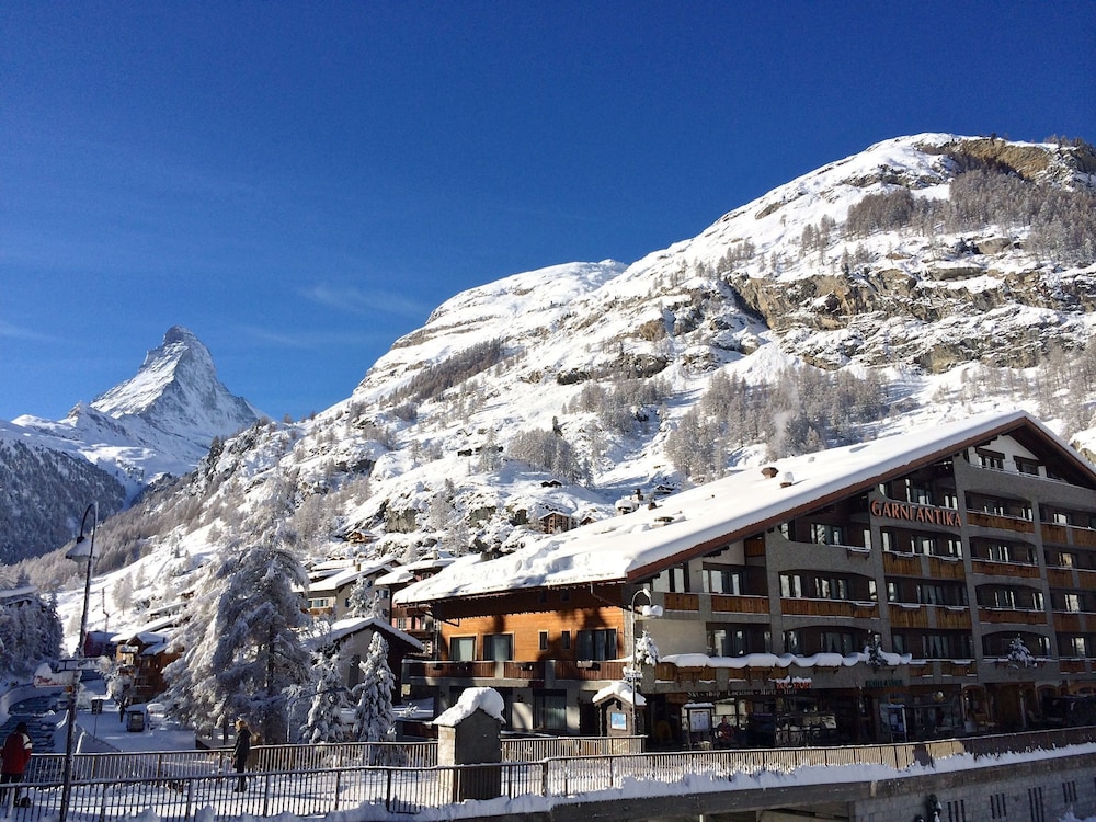 

Napoli - Zermatt - Hotel Antika