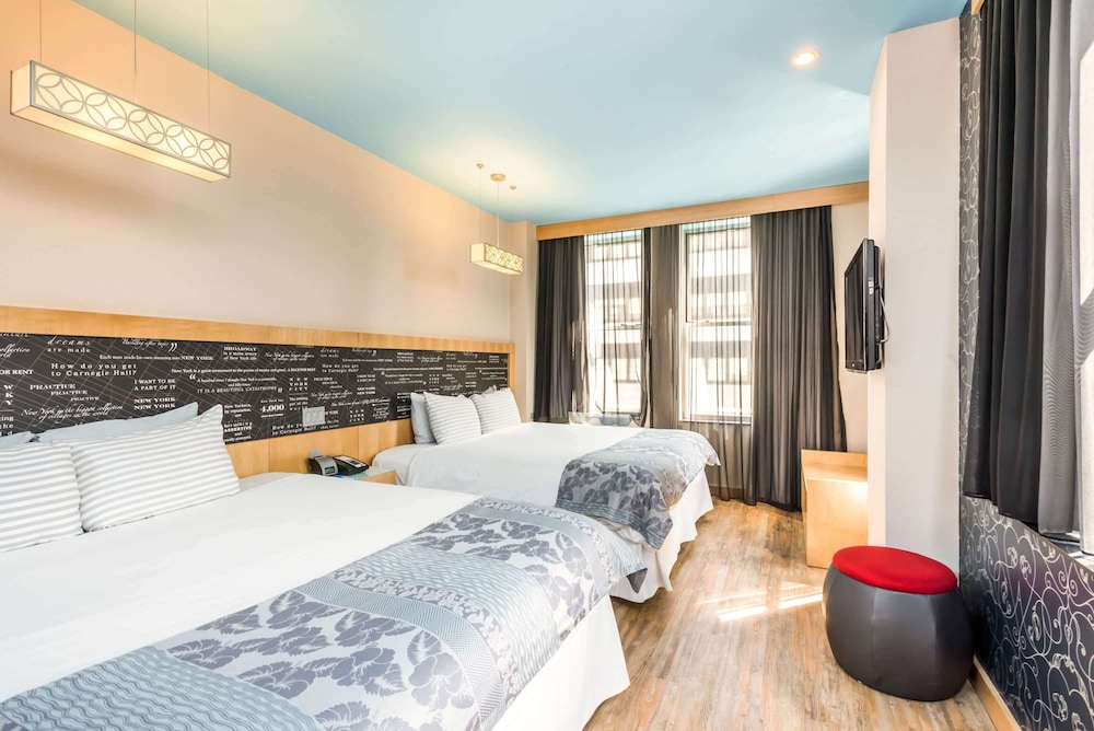 

Verona - Long Island City - Tryp by Wyndham New York City Times Square South