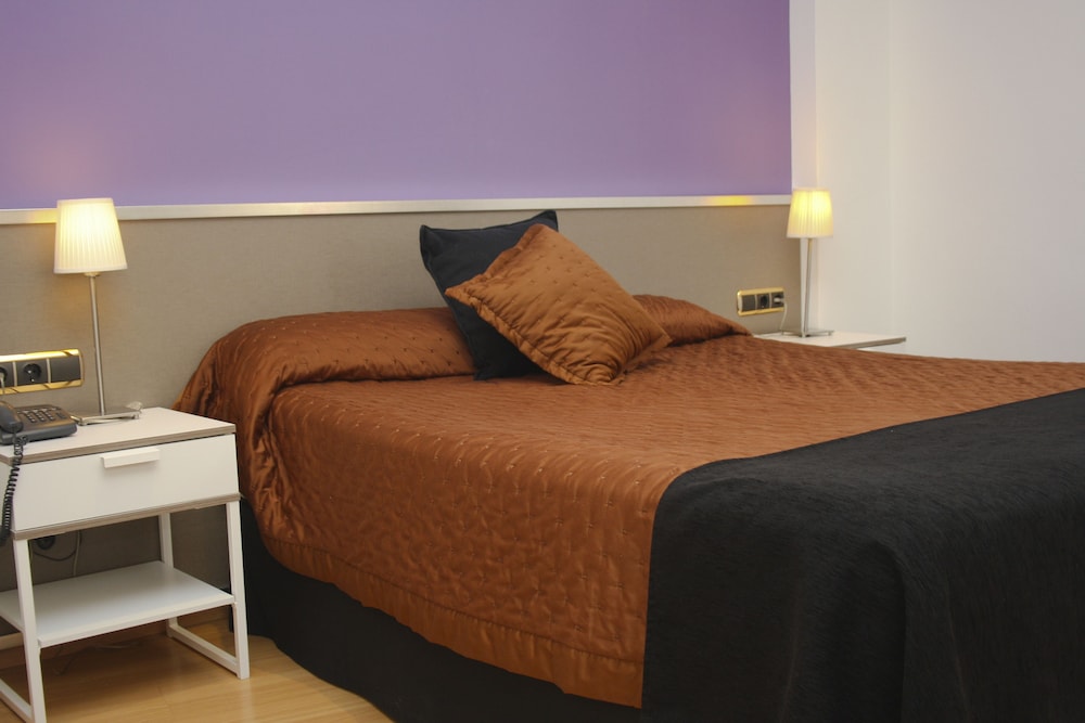 

Catania - Aeroporto di Barcellona - El Prat de Llobregat - Hotel Abbot
