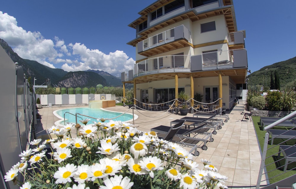 

Palermo - Lago di Garda, Laghi Italia - Ecohotel Primavera