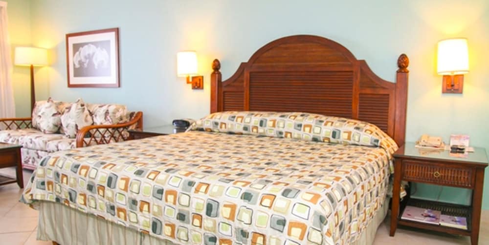 

Bologna - St. John's - Trade Winds Hotel