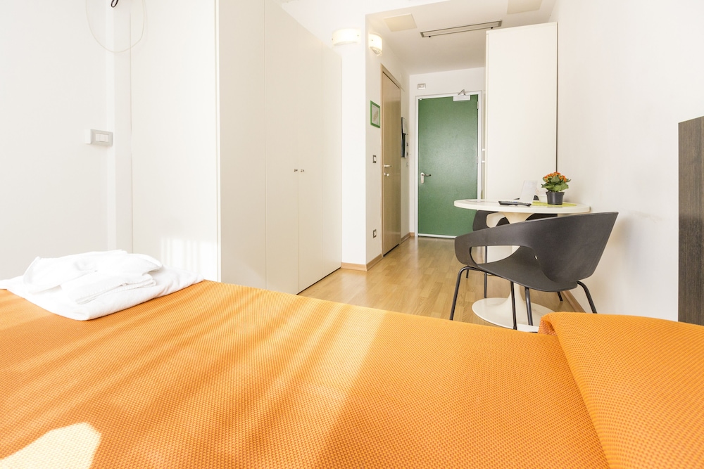 

Napoli - Venaria Reale - Hotel Sharing