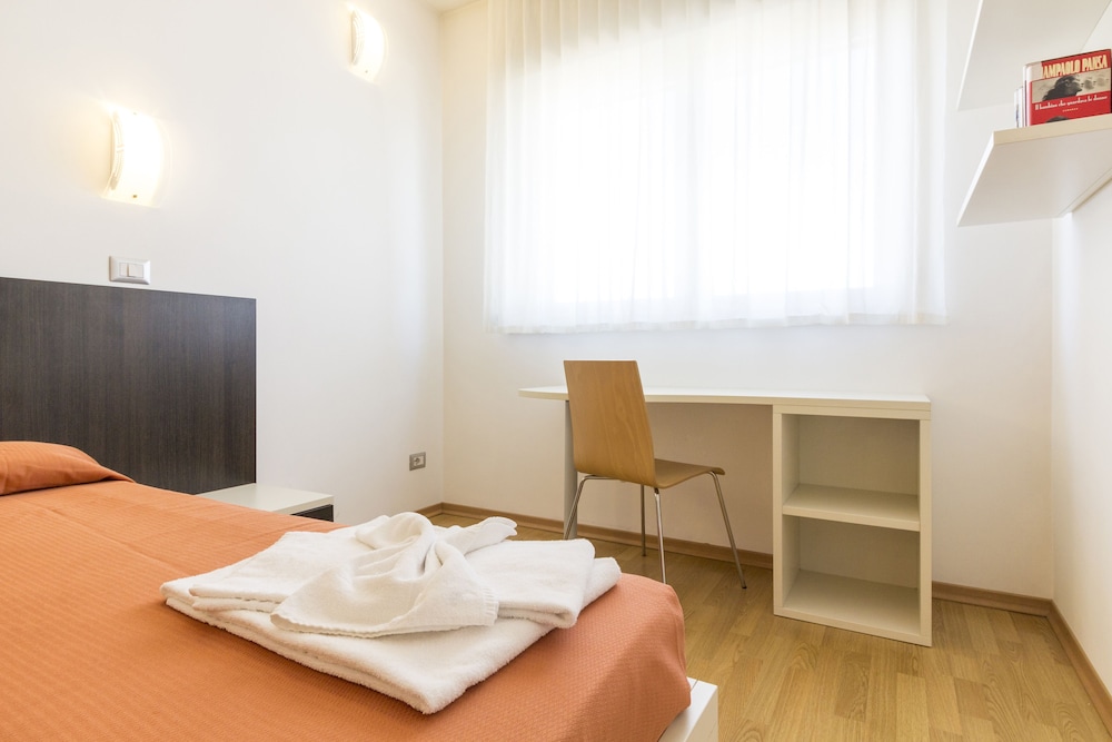 

Genova - Torino - Hotel Sharing