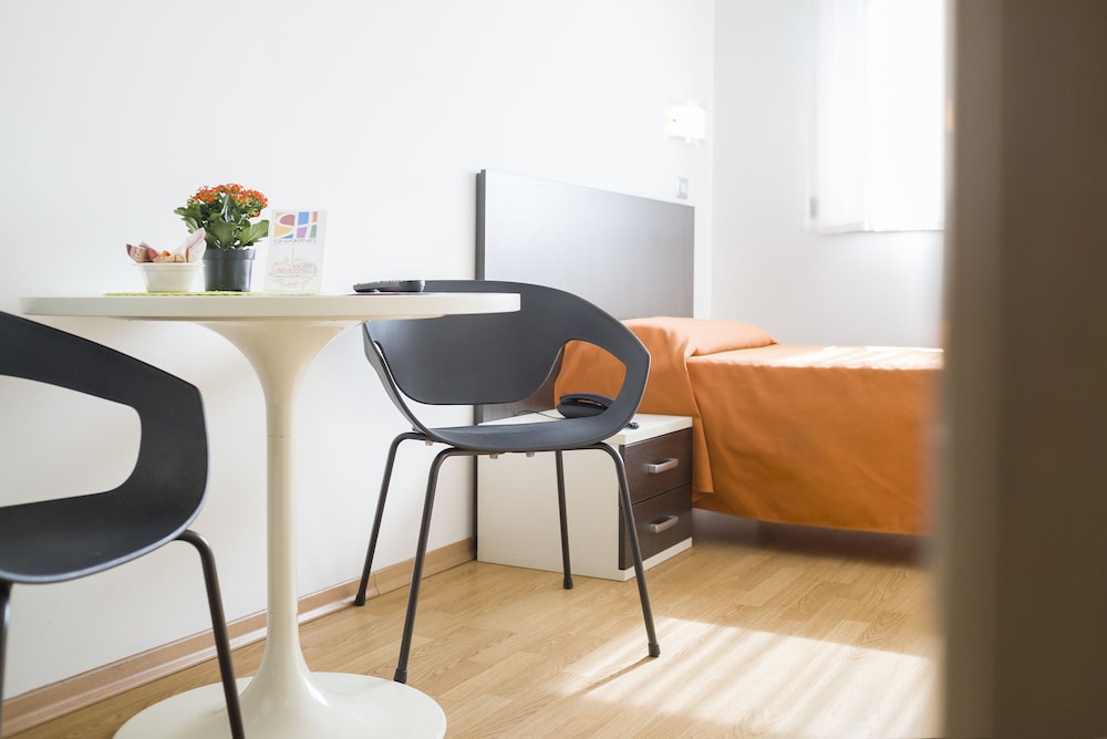 

Olbia - Torino - Hotel Sharing