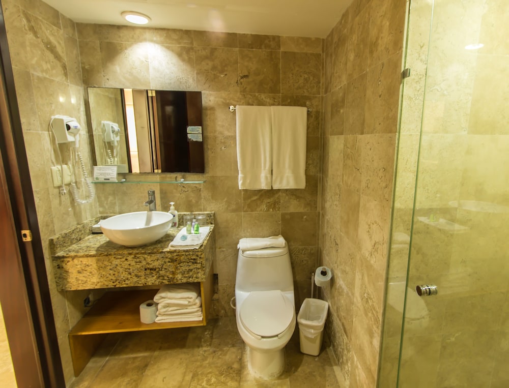 

Bari - Puerto Aventuras - Coral Maya Stay Suites