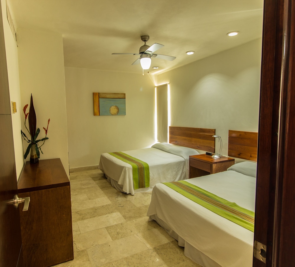 

Verona - Puerto Aventuras - Coral Maya Stay Suites