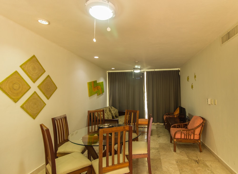

Bologna - Akumal - Coral Maya Stay Suites