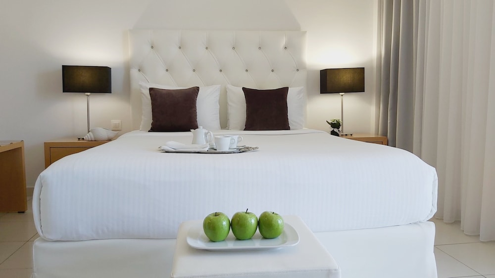 

Milano - Pefkohori - Akrogiali Exclusive Hotel (Adults Only)