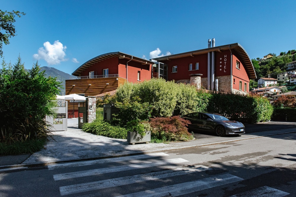 

Milano - Lovere - Lake Hotel La Pieve