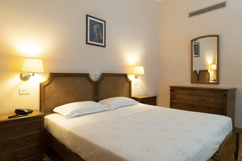 

Roma - Montecatini Terme - Settentrionale Esplanade