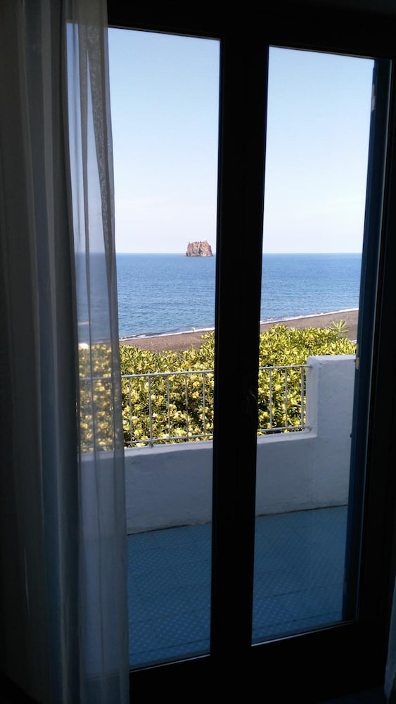 

Torino - Stromboli, Isole Eolie - La Sirenetta Park Hotel