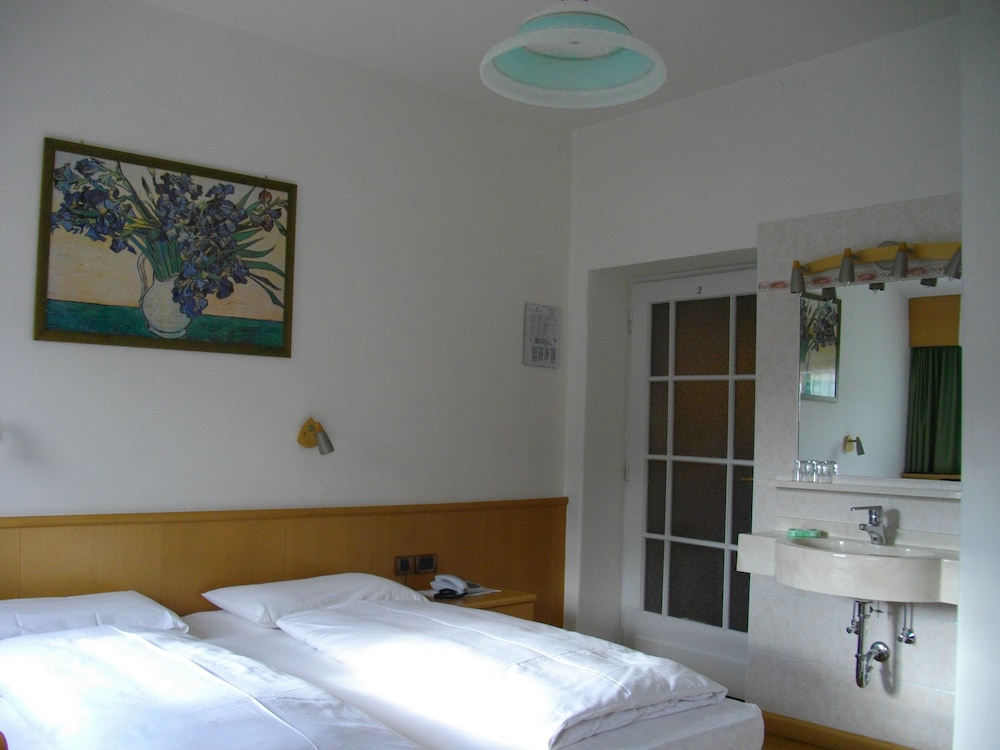 

Palermo - Selva di Val Gardena - Hotel Villa Emilia