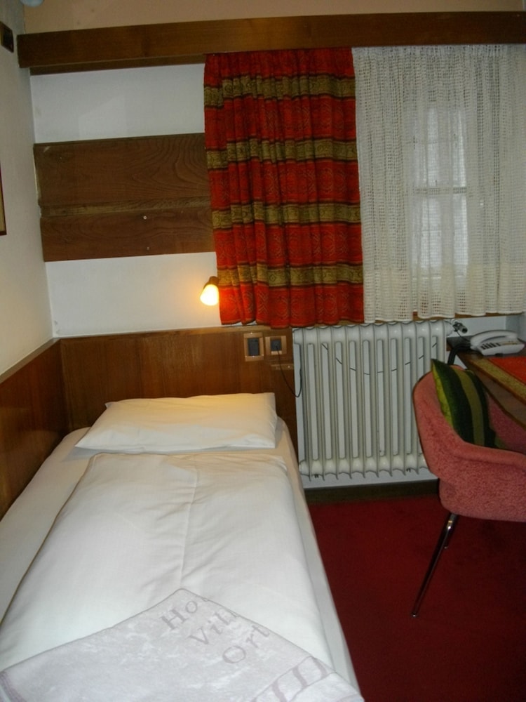 

Bari - Ortisei - Hotel Villa Emilia