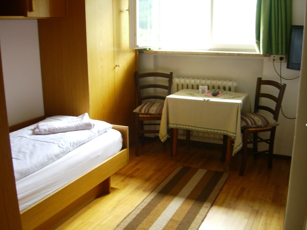

Napoli - Selva di Val Gardena - Hotel Villa Emilia