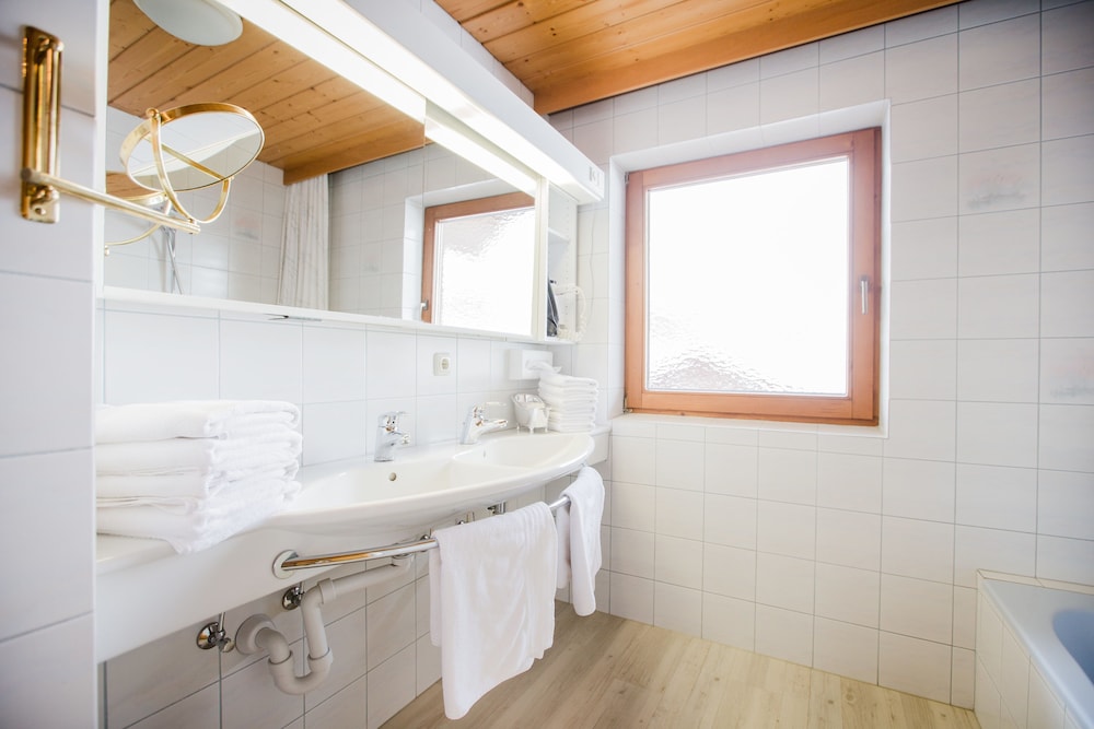 

Bologna - Mayrhofen - Aparthotel Dorfplatzl Garni