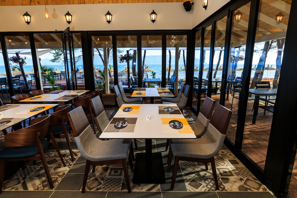 

Bari - Valona - ECUADOR Resort