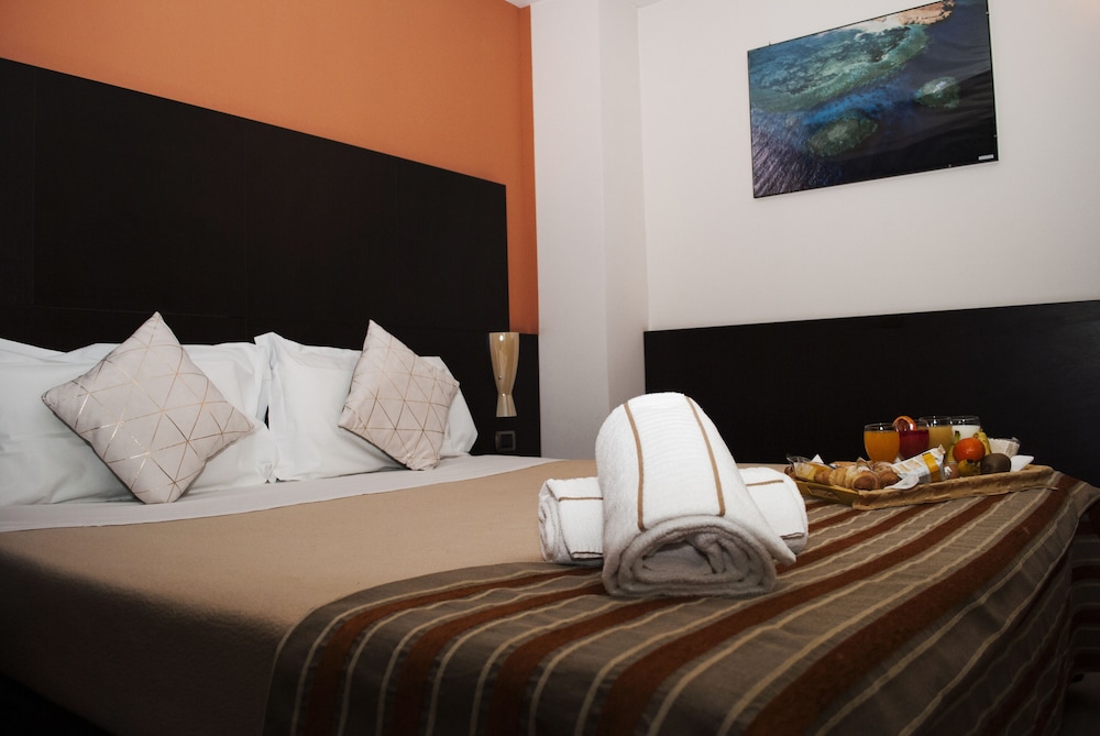

Catania - Vercelli - Vercelli Palace Hotel