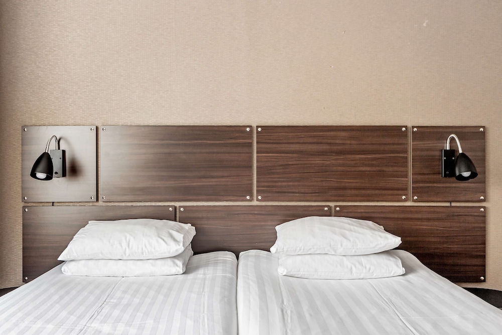 

Napoli - Arlanda - Best Western Plus Park Airport Hotel