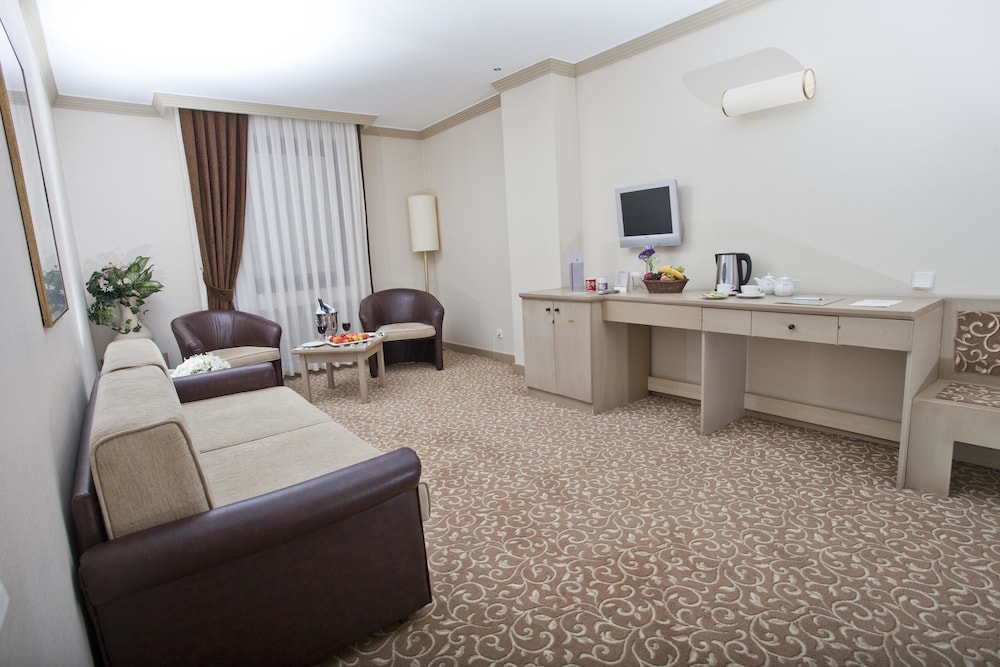 

Torino - Ankara - Sergah Hotel