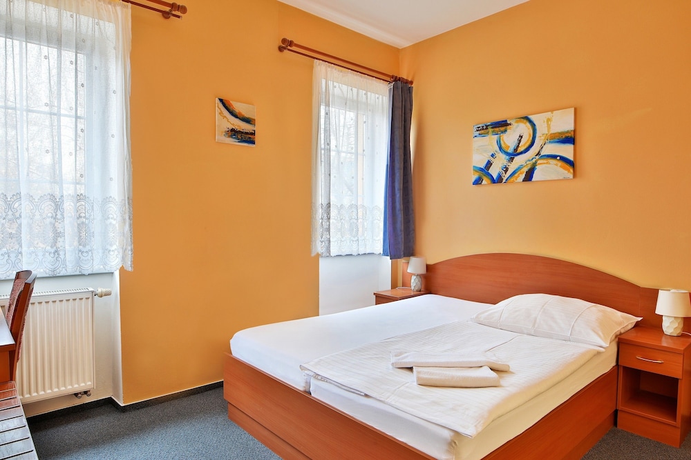 

Alghero - Praga - Attic Hotel