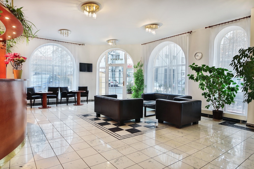 

Bari - Praga - Attic Hotel