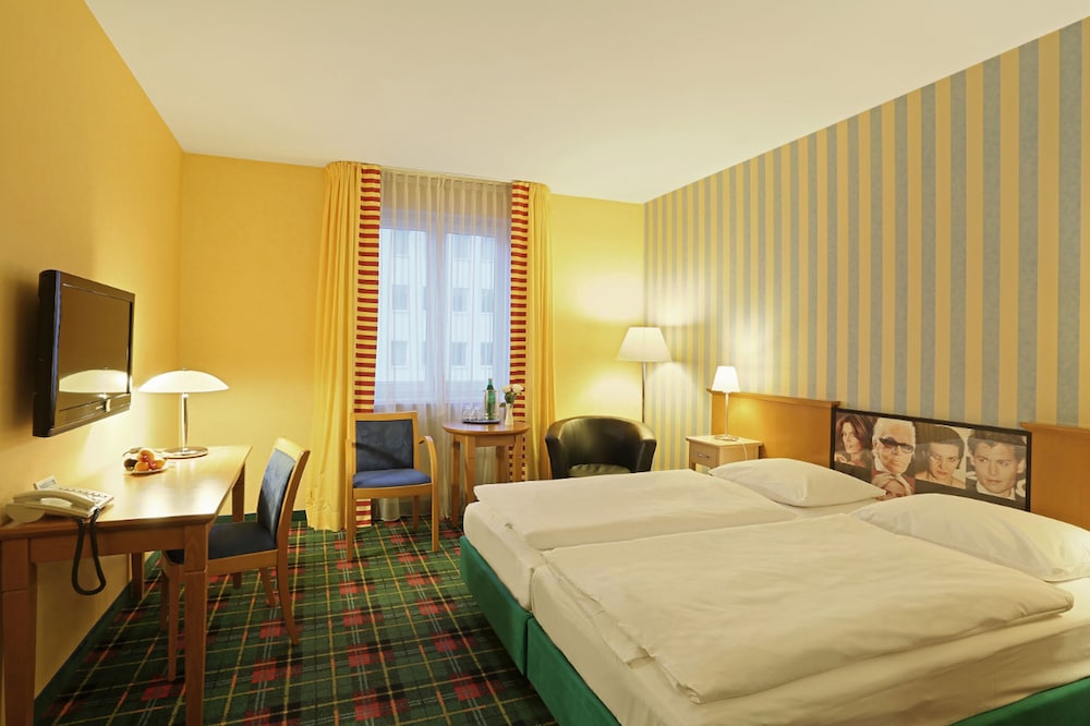 

Milano - Schönefeld - Grünau Hotel
