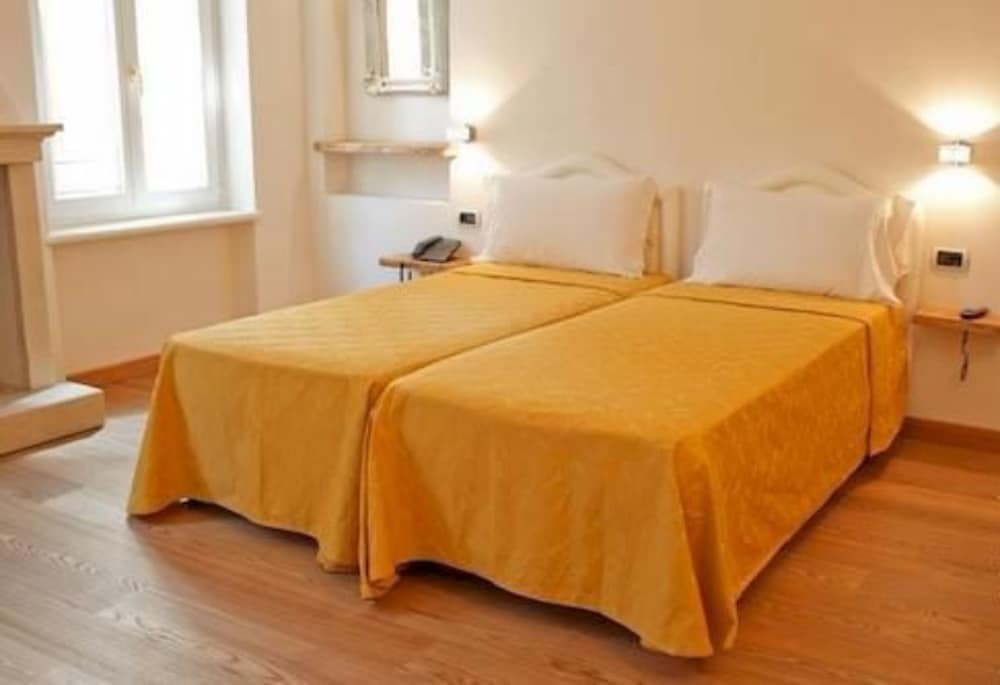 

Napoli - San Zeno di Montagna - Hotel Remàt