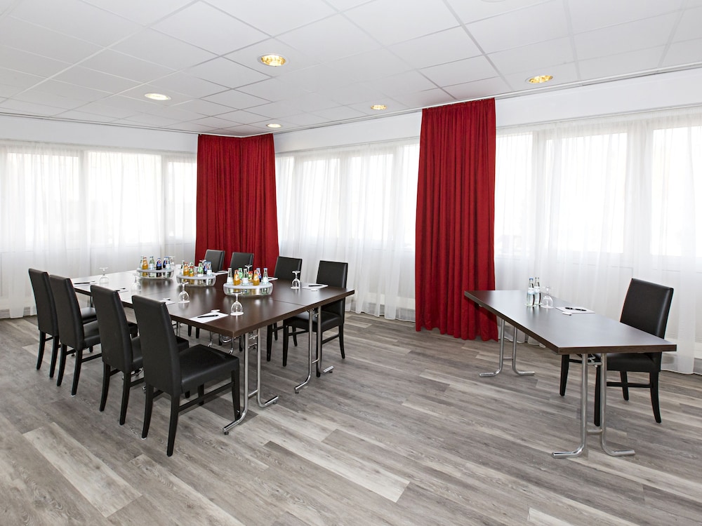 

Venezia - Hannover - DORMERO Hotel Hannover – Langenhagen Airport