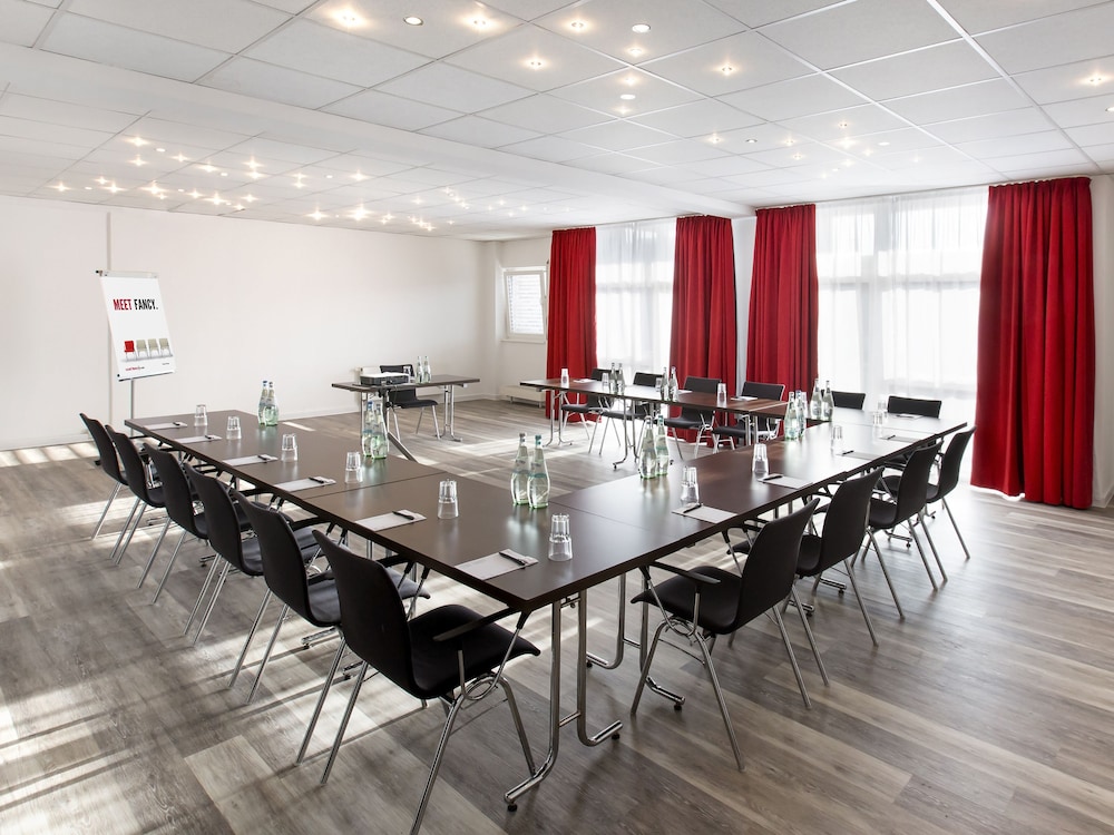 

Roma - Hannover - DORMERO Hotel Hannover – Langenhagen Airport