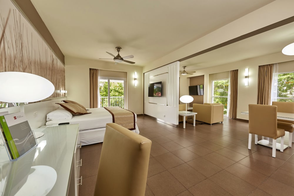 

Verona - Puerto Aventuras - Riu Yucatan