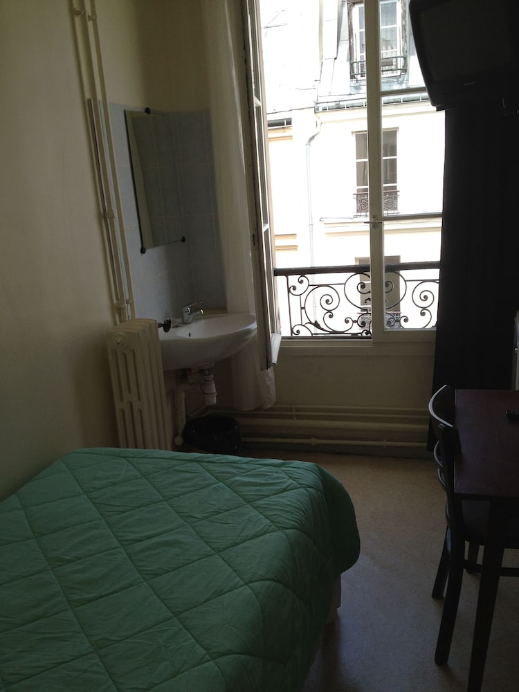 

Cagliari - Parigi - Au Royal Mad