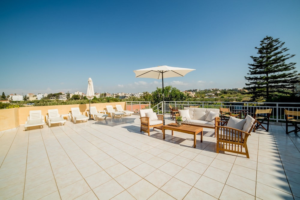 

Genova - Agia Pelagia - Creta - Roxani Hotel