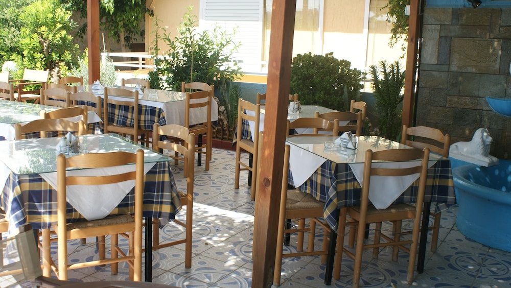 

Roma - Heraklion - Roxani Hotel
