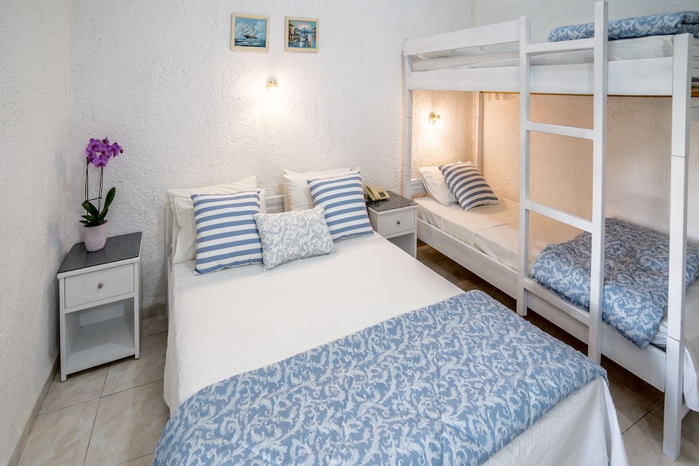 

Verona - Heraklion - Roxani Hotel