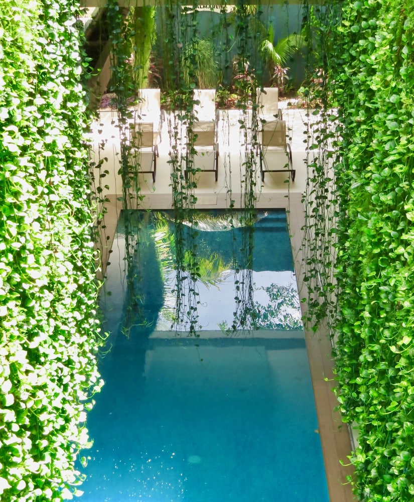

Torino - Xcaret - PALMARENA by Nah Hotels