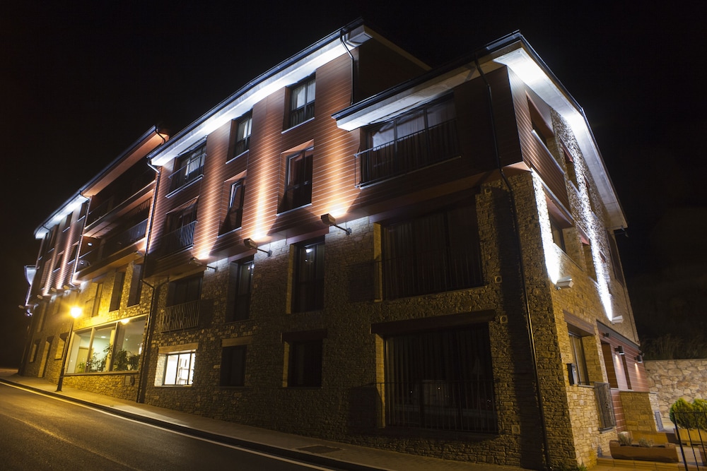 

Milano - Sant Pere - Obaga Blanca & Spa