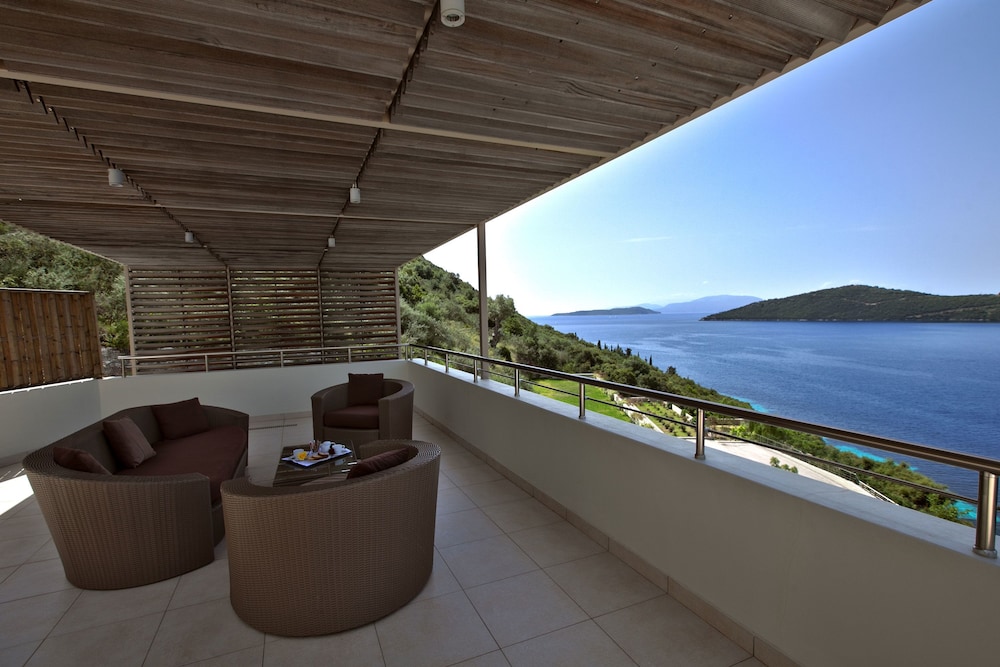 

Milano - Sivota - San Nicolas Resort Hotel