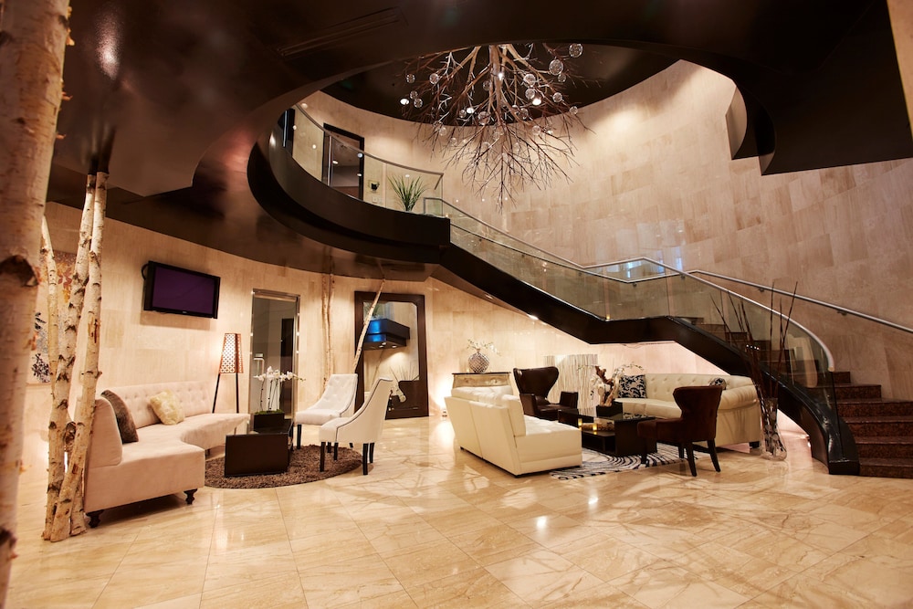 

Bologna - Los Angeles (CA) - The Commerce Casino & Hotel