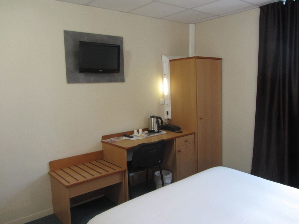

Roma - Gournay-en-Bray - Hotel Le Saint Aubin