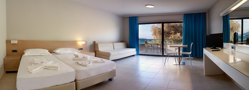 

Milano - Creta Ovest - Chania, Grecia - Nautilus Bay