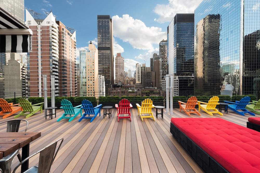 

Venezia - Long Island City - Pod 51