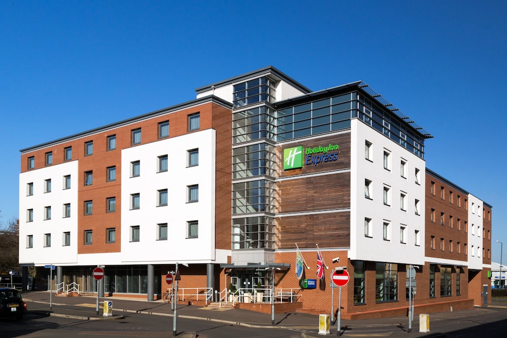 Harlow - Holiday Inn Express HARLOW by IHG
